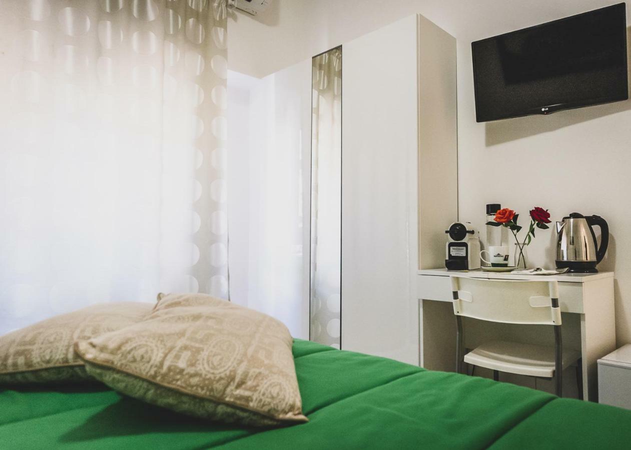 B&B Saint Paul Рим Екстер'єр фото